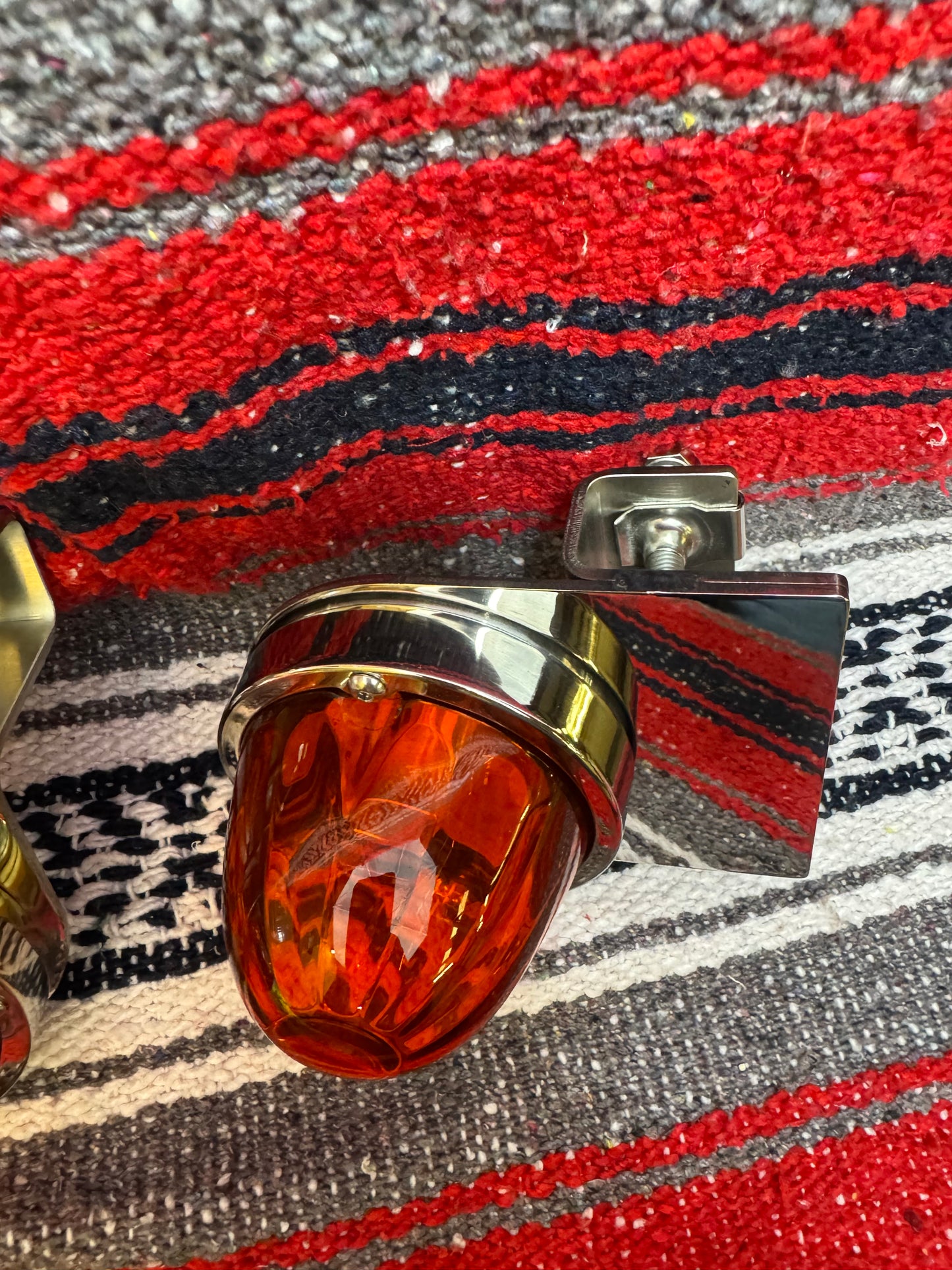 Watermelon Frame Light Bracket