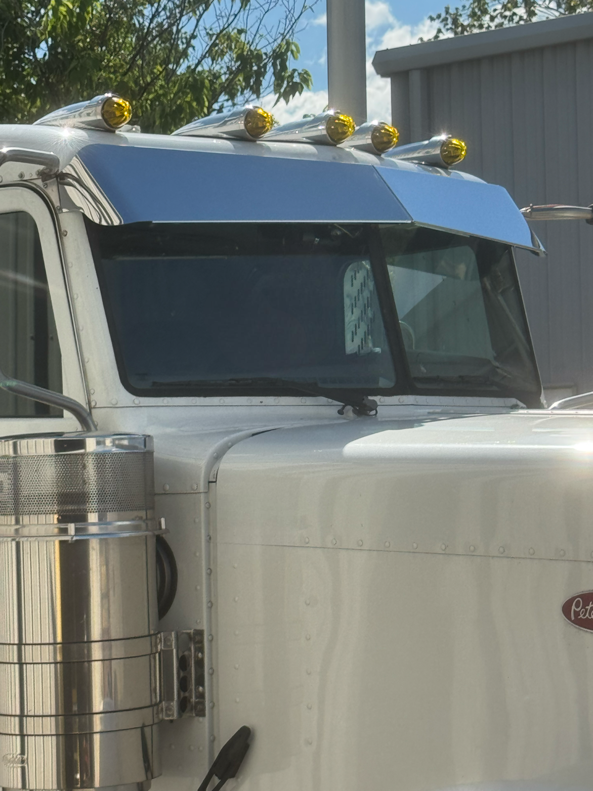 Don Julio Peterbilt Visor