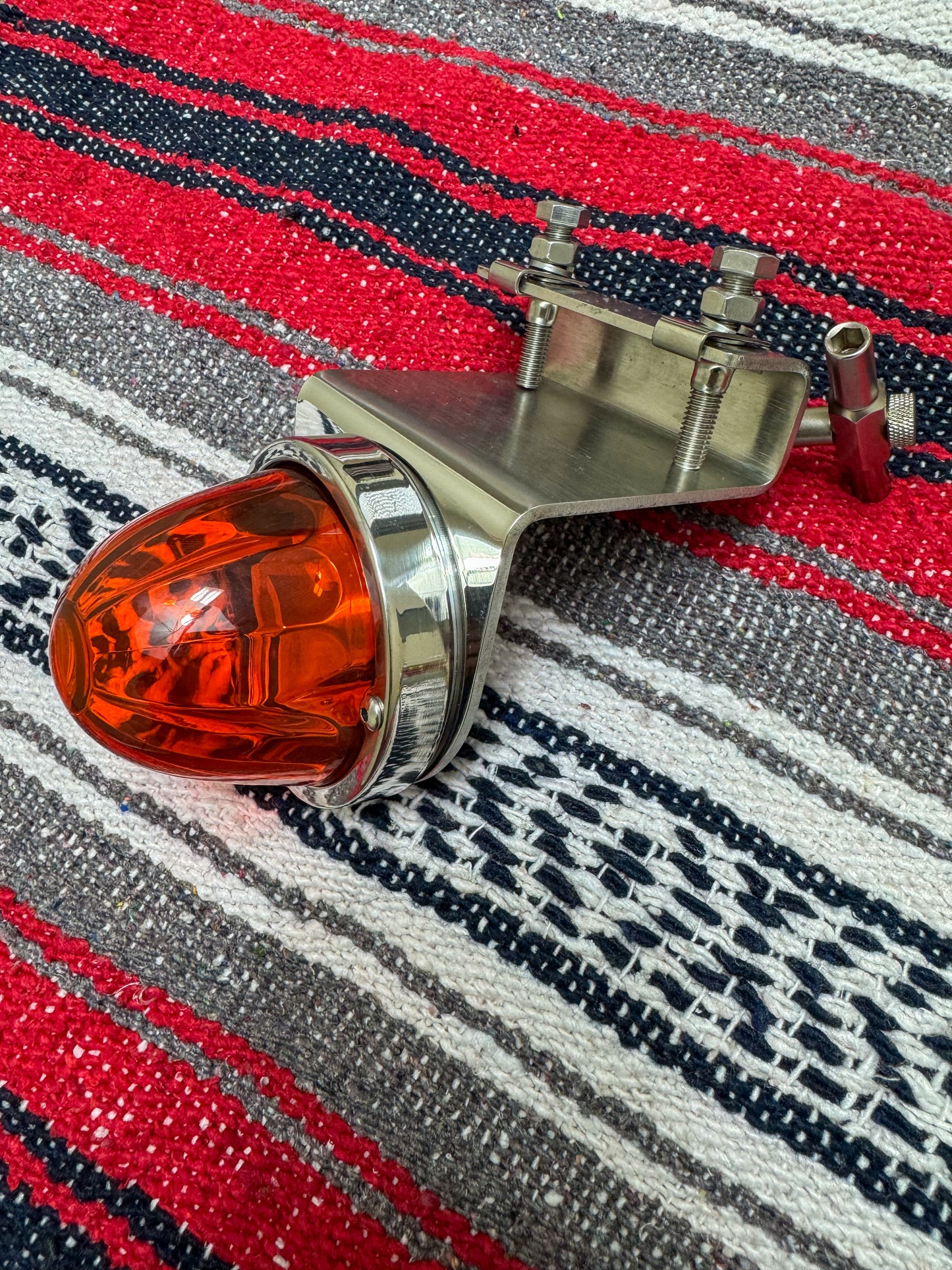 Watermelon Frame Light Bracket