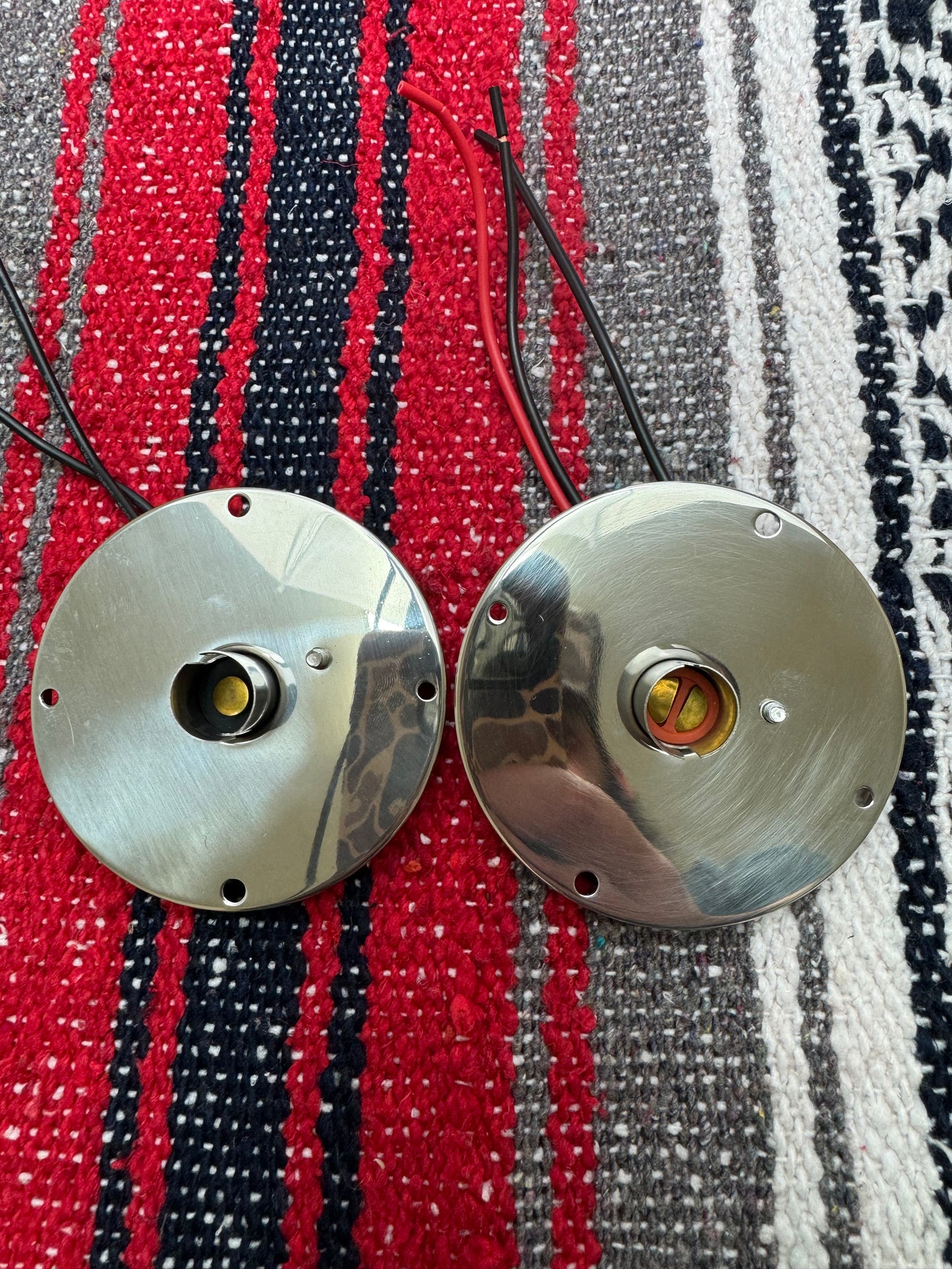 Economy Line Flush Mount